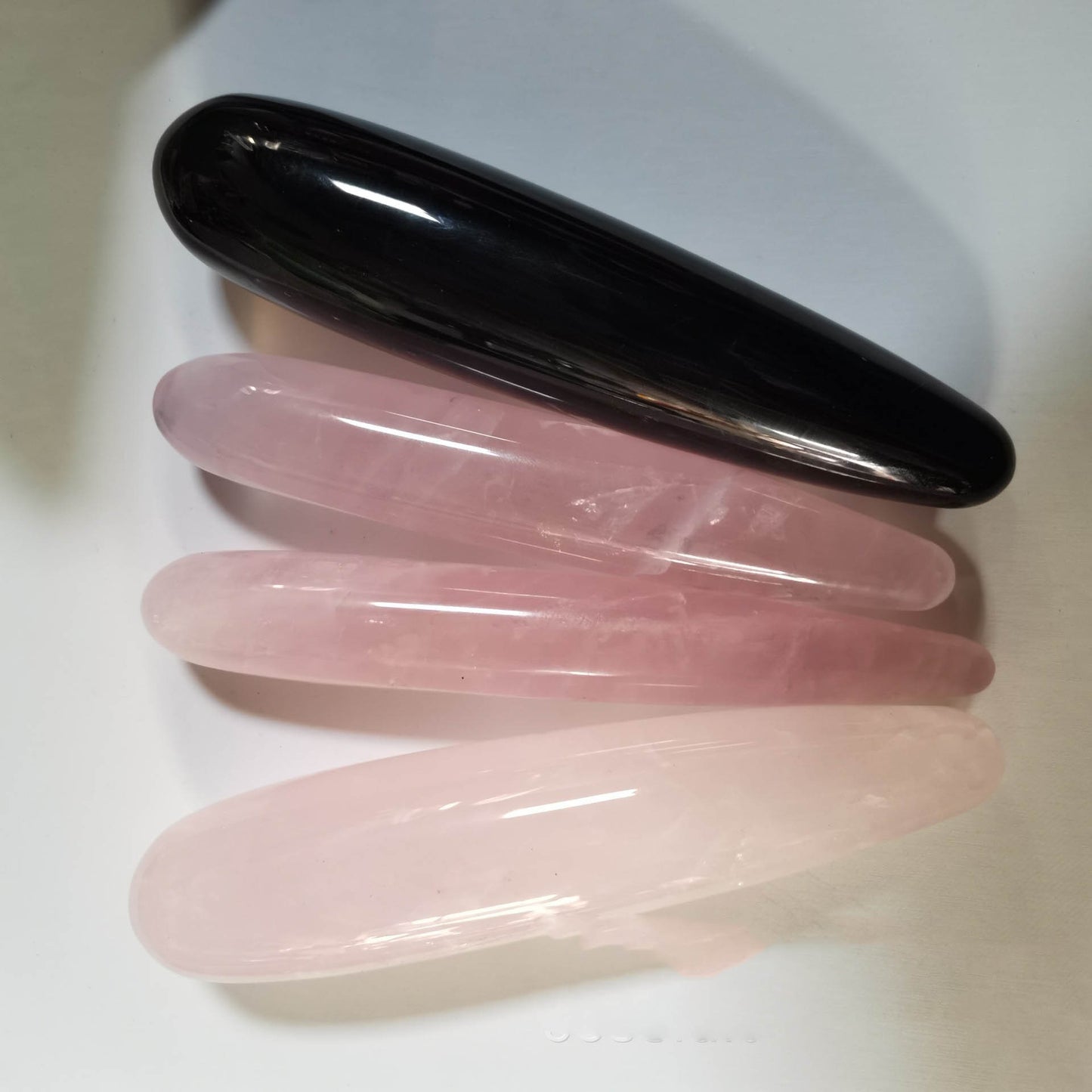 Natural Rose Powder Crystal Polished 18cm Massage Toy